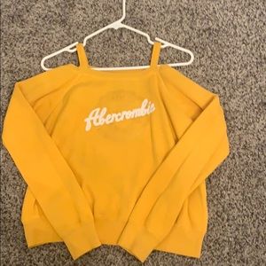 Abercrombie kids yellow sweatshirt 💛